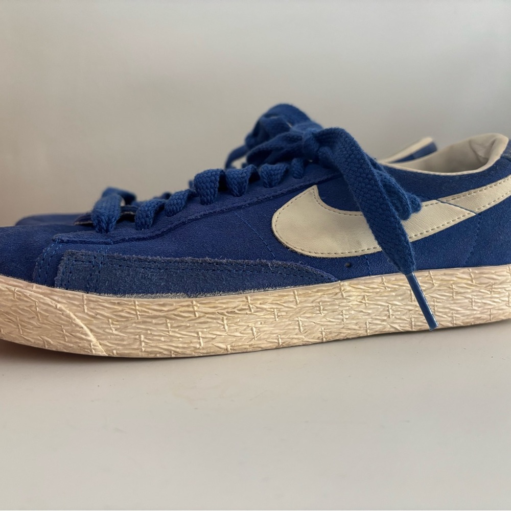 Nike Royal Blue Sneakers with Cream Accents